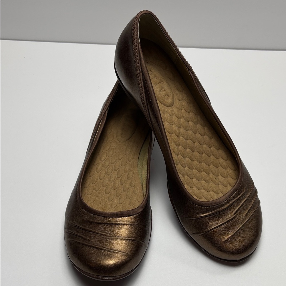 Clarks Privo Women's 6.5 Metallic Bronze Ballet Flats #0266 - Picture 4 of 12